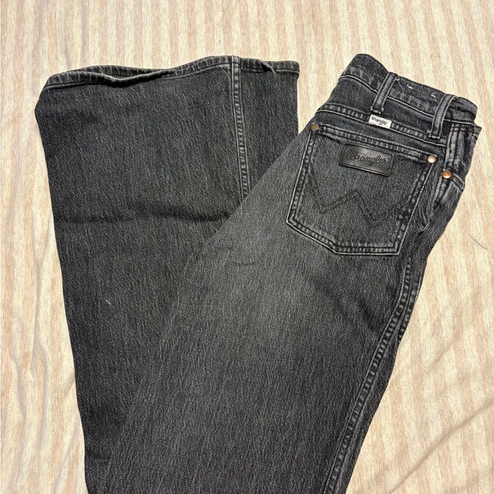 Wrangler Wanderer Women’s Dark Gray Flare Jeans
